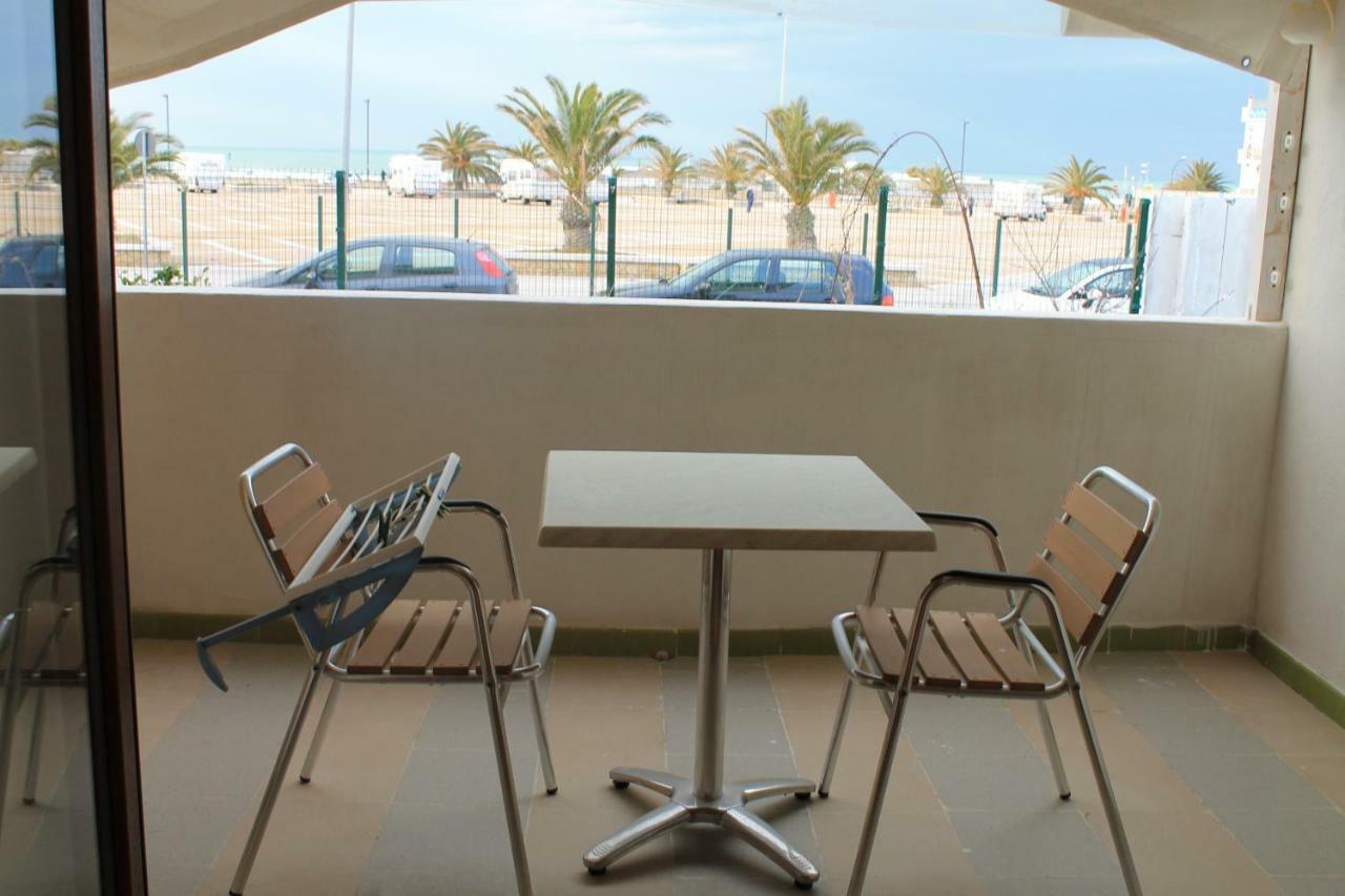 B&B Palazzo Manfredi Vieste, Fronte Mare Con Parcheggio Exteriör bild